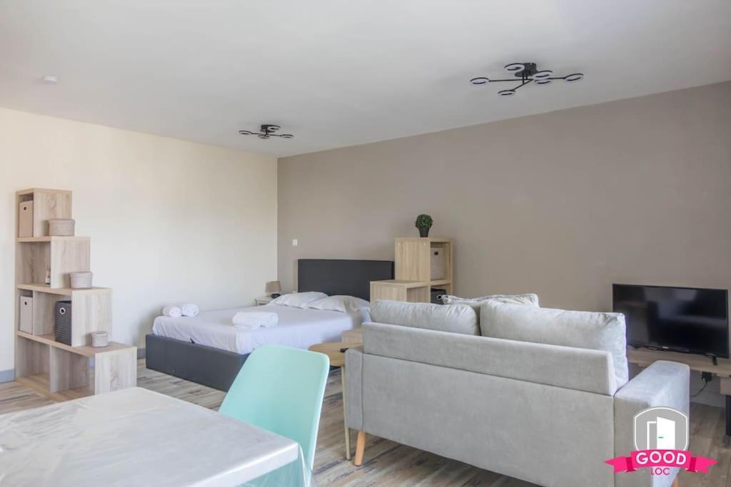 Studio Du Parc Daire Orléans Dış mekan fotoğraf